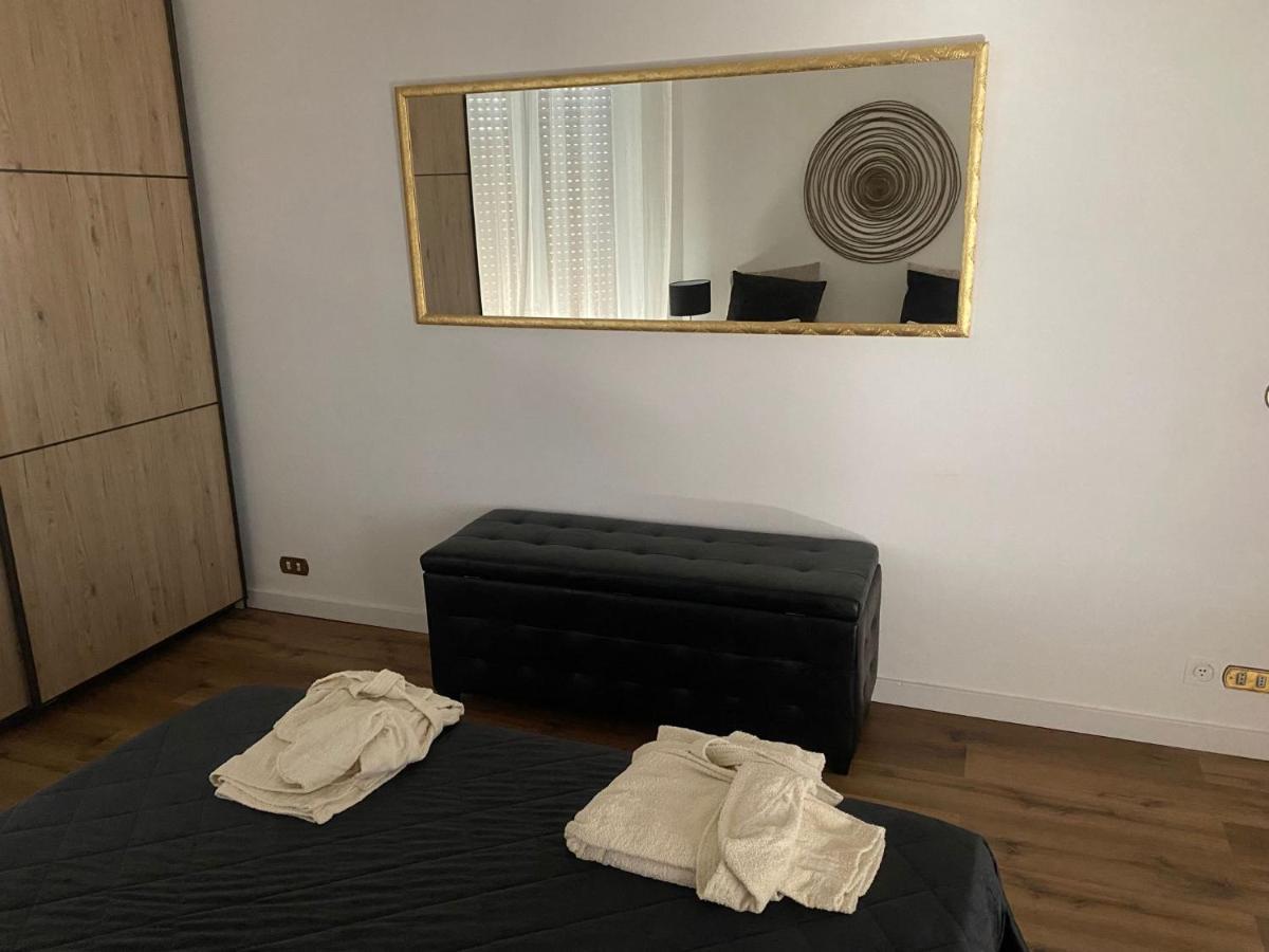 Eur Centro Lux Apartment Con Camino Rom Exteriör bild