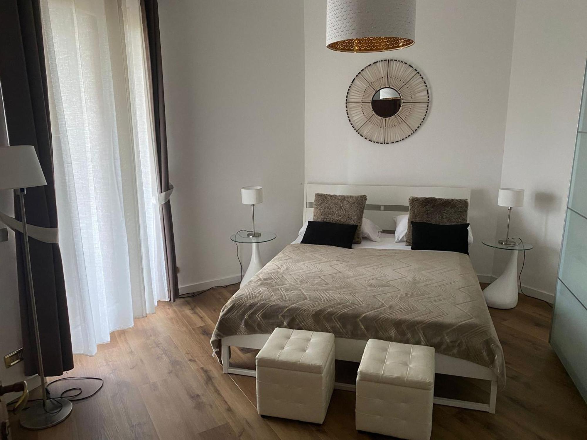 Eur Centro Lux Apartment Con Camino Rom Exteriör bild